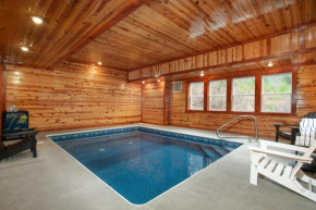 Smokey Vista Lodge with Pool Hot Tub Theater Games
